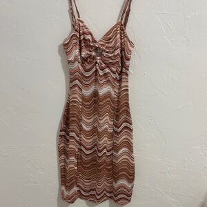 Chic Brown and White Wave Pattern Mini Dress